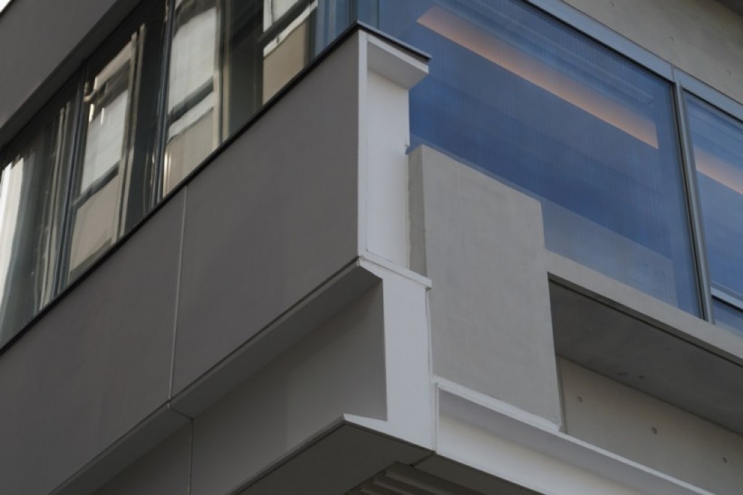 355b2a83e340379bdbbeebcf6cc8dbc9_1535525