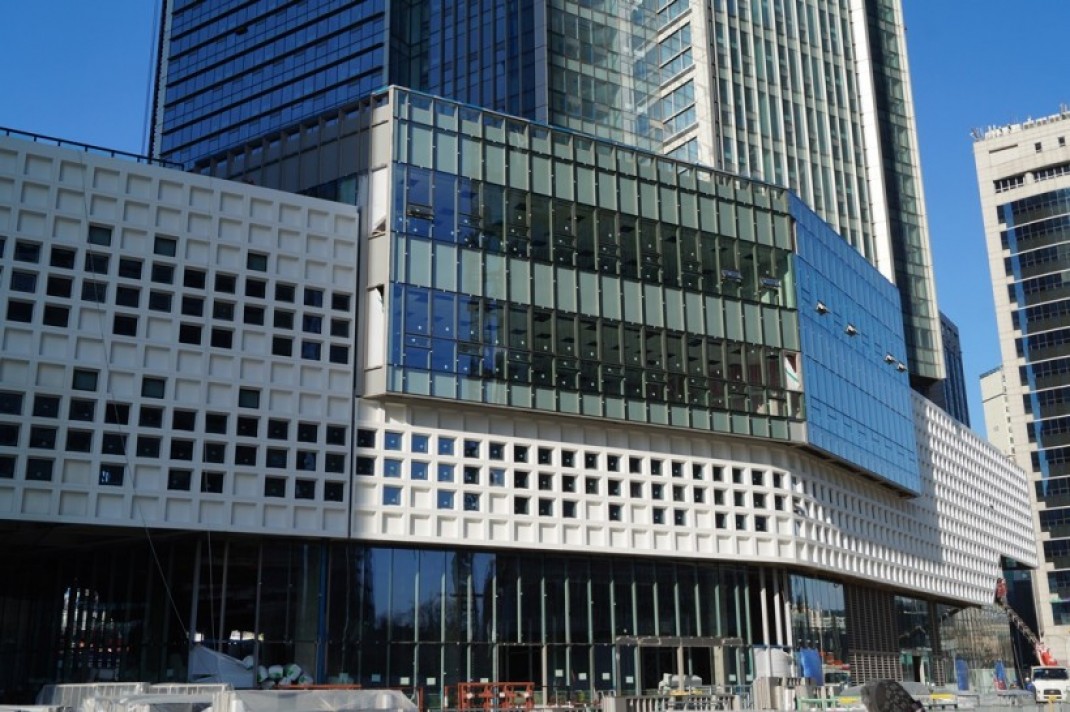 355b2a83e340379bdbbeebcf6cc8dbc9_1535526