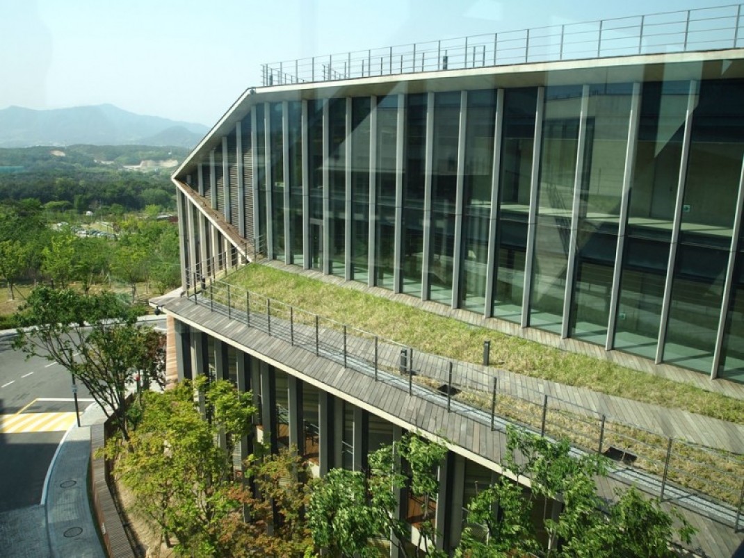 ecb8a75abbc0cdd2c36cf1d19f8cf44f_1535964