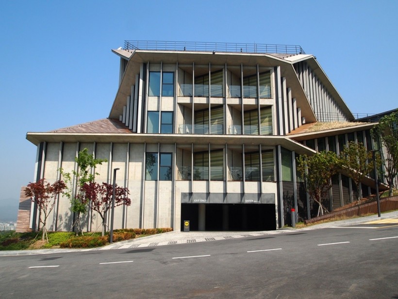 ecb8a75abbc0cdd2c36cf1d19f8cf44f_1535964