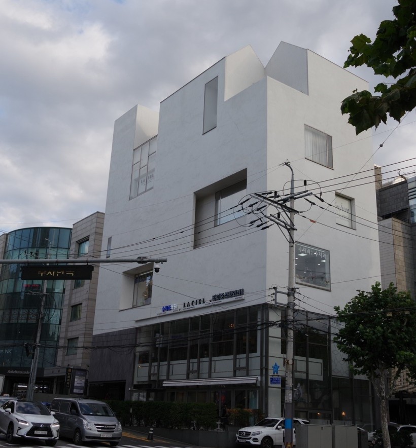 31c1af614880605a8c4676d0cd0628f9_1541053